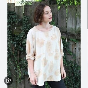 Po-em Everyday Tunic Top in Jug Print